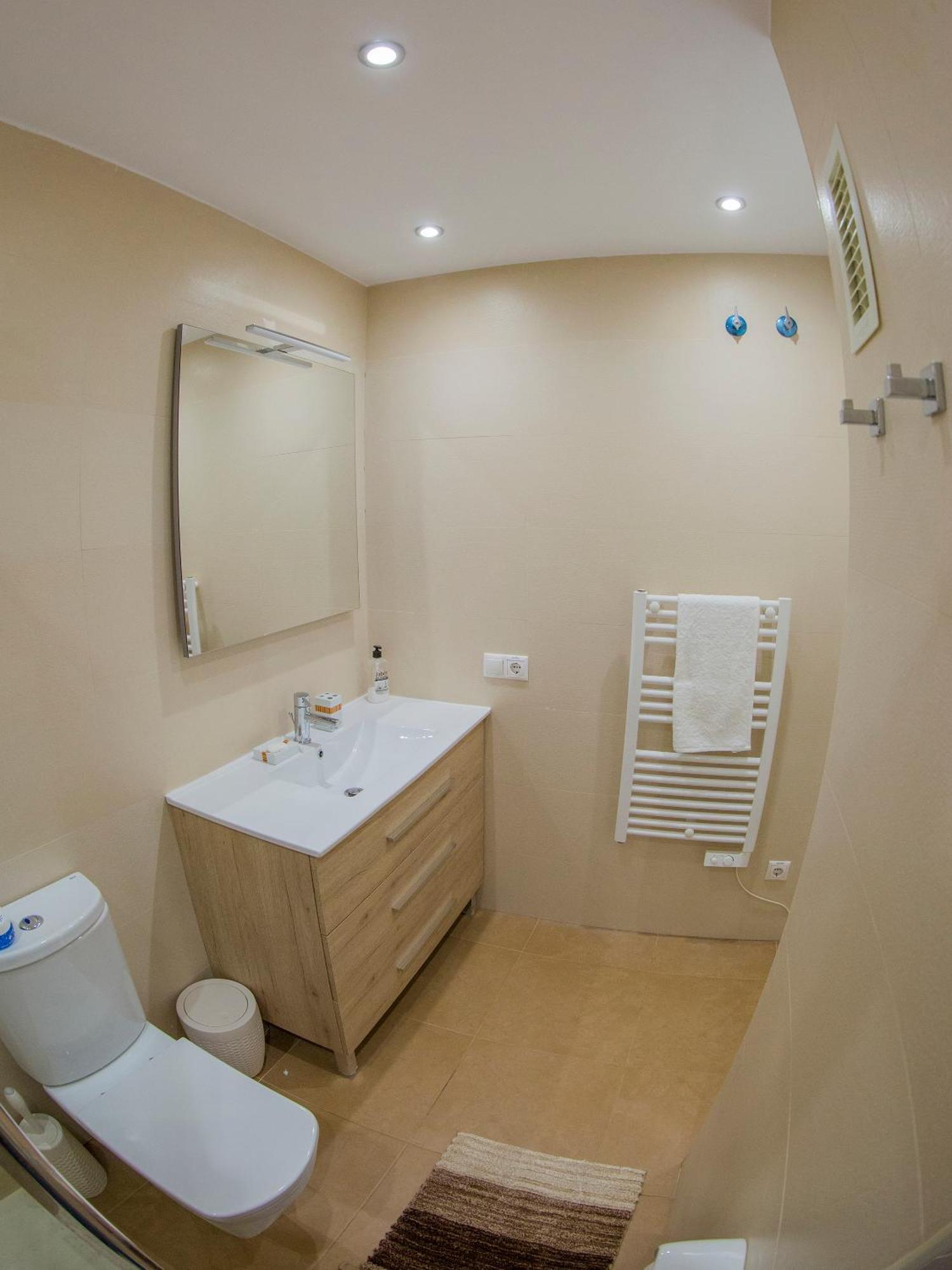 Immaculate 2-Bed Apartment In Pego Esterno foto